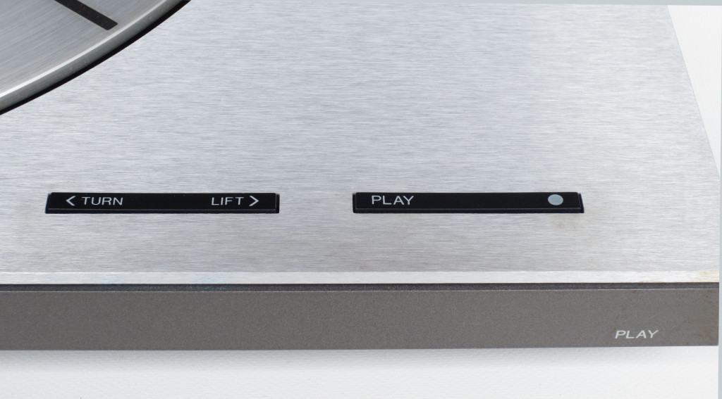The Turntable Shop - Bang & Olufsen Beogram TX2 Record Deck Detail